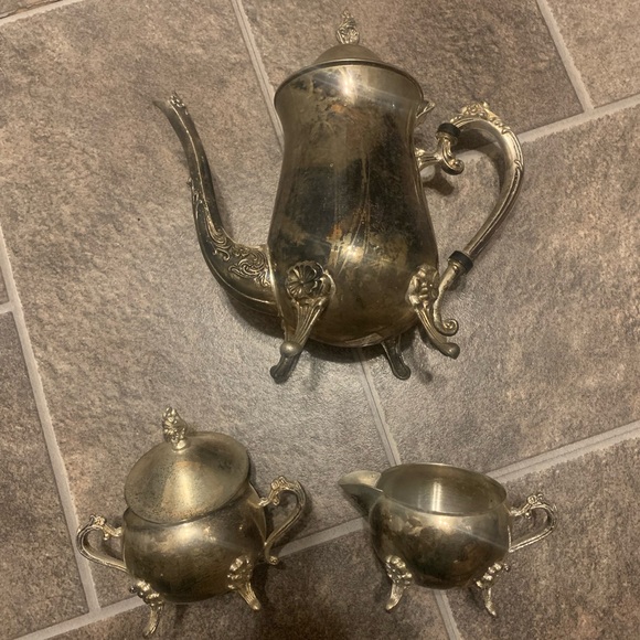 3 piece Vintage Tea Coffee Silverplated Victorian Rose Wm Rogers Creamer Sugar - Picture 4 of 11